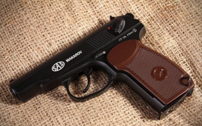 Пневматический пистолет SAS Makarov
